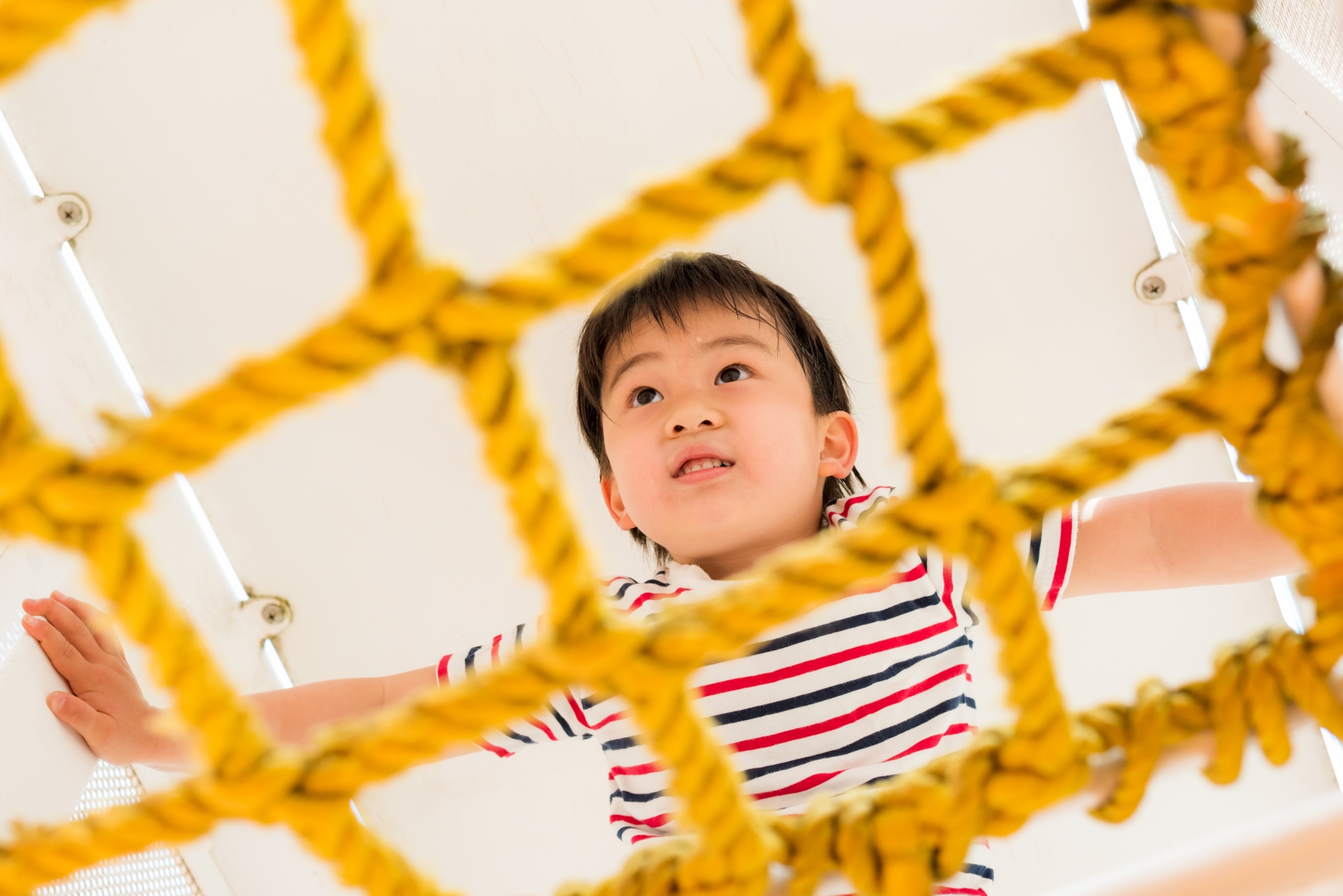 5歳の発達の目安や成長に合わせた育て方について